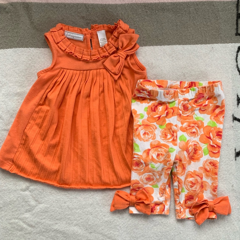 Girls 6M-9M cute outfit - Orange and Floral